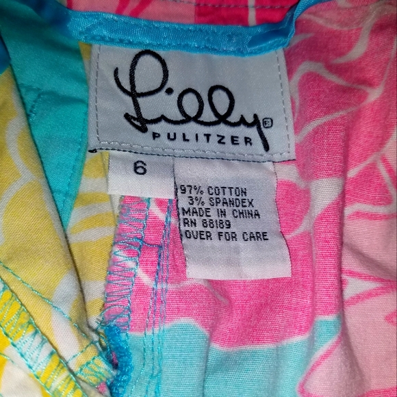 Lilly Pulitzer Vintage size 6 Capris. Like new. - Picture 3 of 6